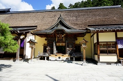 古峯神社拝殿