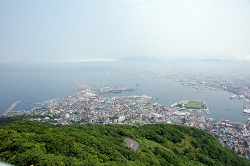 函館港