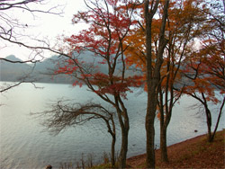 榛名湖と紅葉