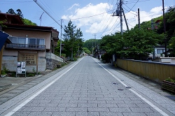 榛名神社門前の道