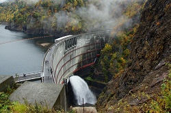 豊平峡展望台からのダム