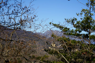 第3ピークから少し見えた妙義山